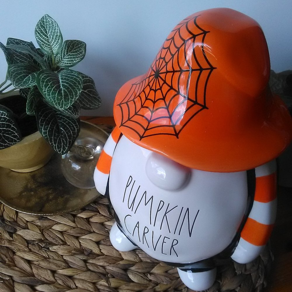 BNIB RAE DUNN "PUMPKIN CARVER" Gnome Canister